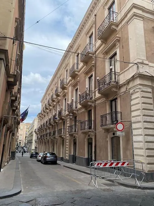 Casa Vacanze Luca Intero Alloggio Apartment Catania Italy