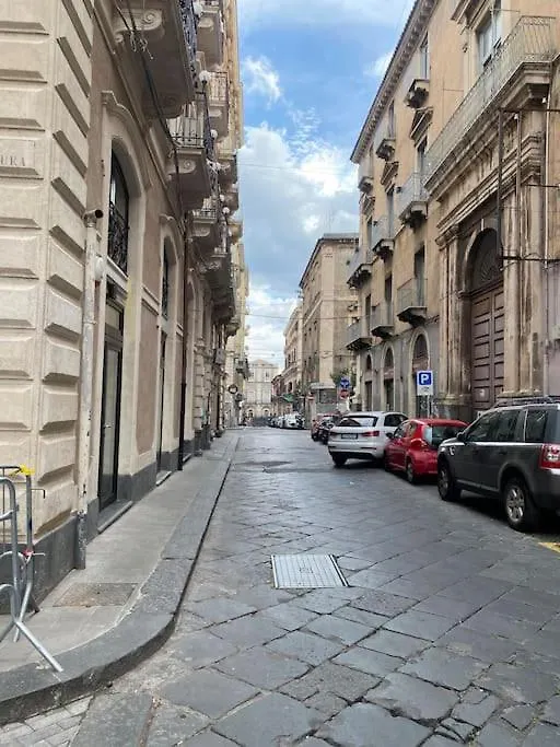 Casa Vacanze Luca Intero Alloggio Apartment Catania Italy